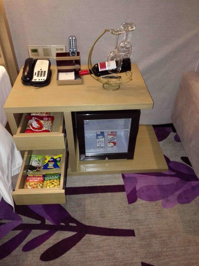 Lavande Hotel Foshan Yiwu Commodities City Dış mekan fotoğraf