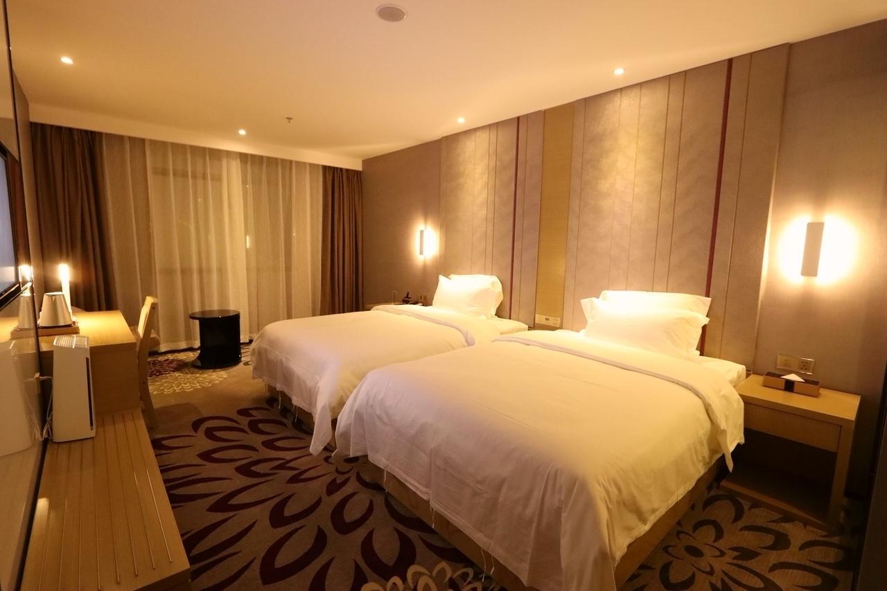 Lavande Hotel Foshan Yiwu Commodities City Dış mekan fotoğraf