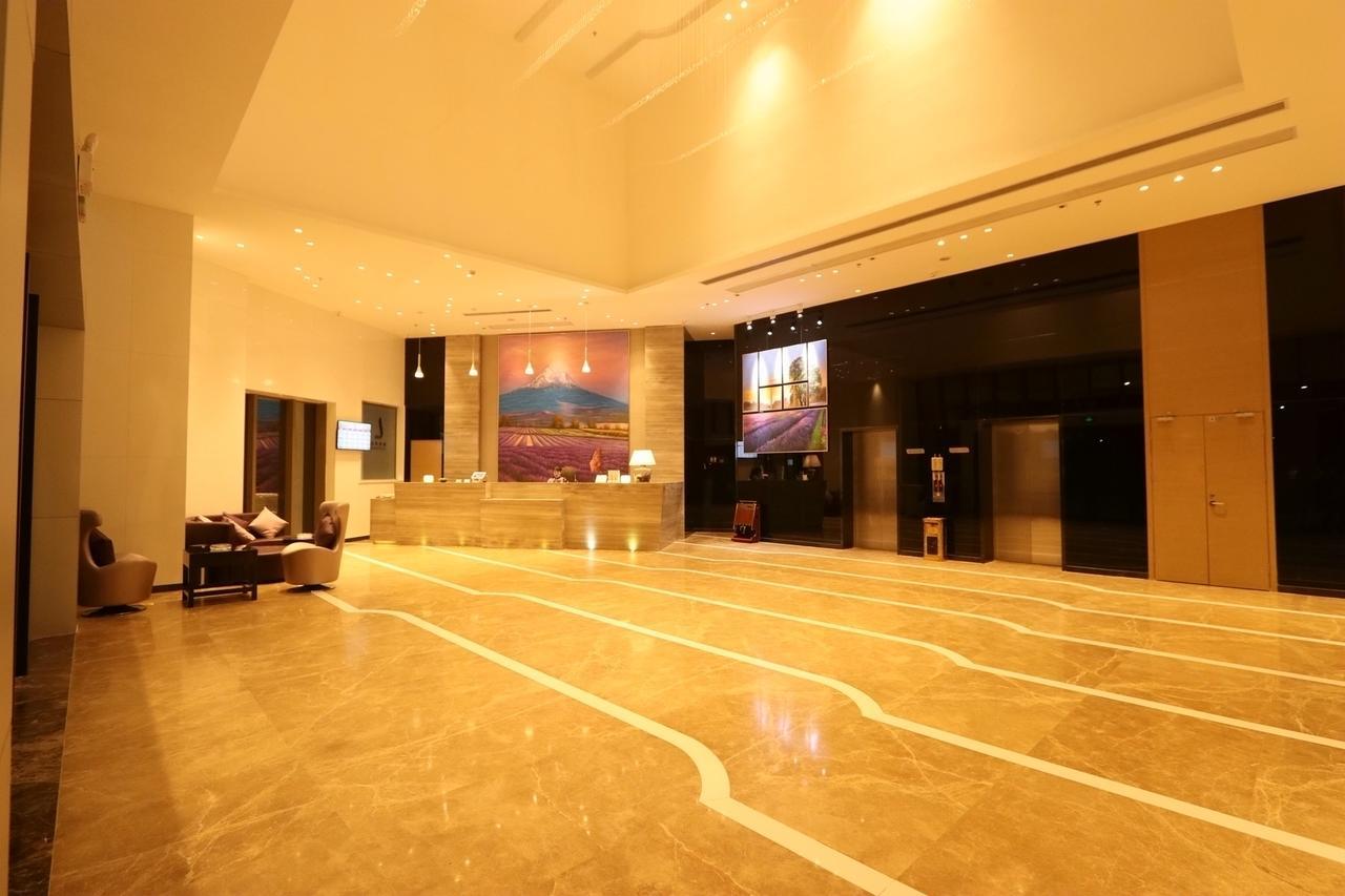 Lavande Hotel Foshan Yiwu Commodities City Dış mekan fotoğraf
